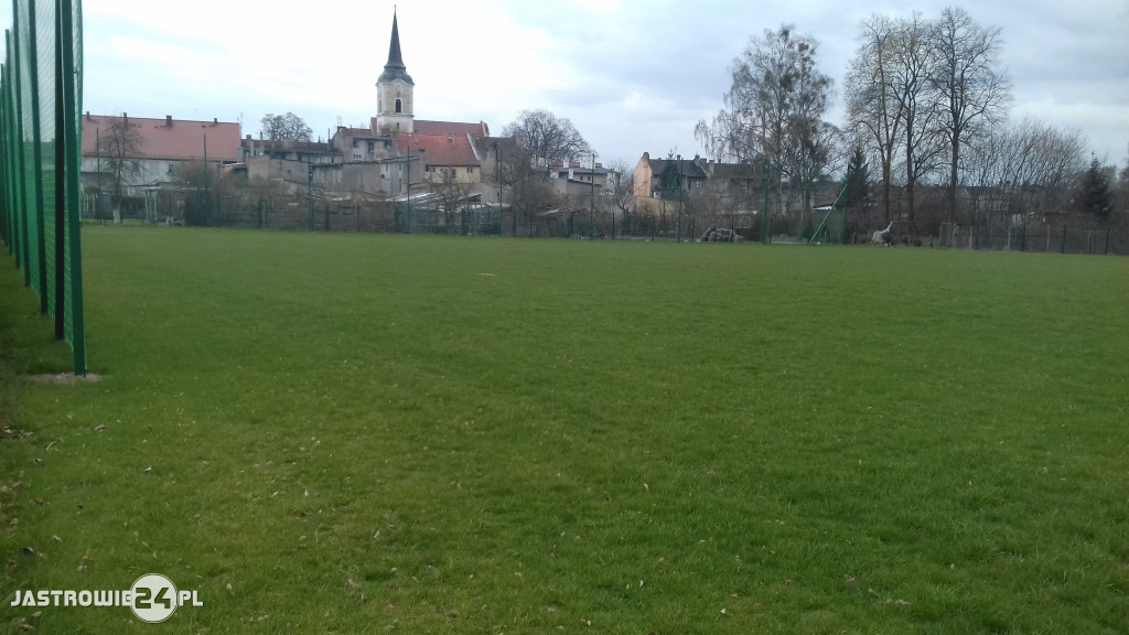 Stadiony zielone w Jastrowiu