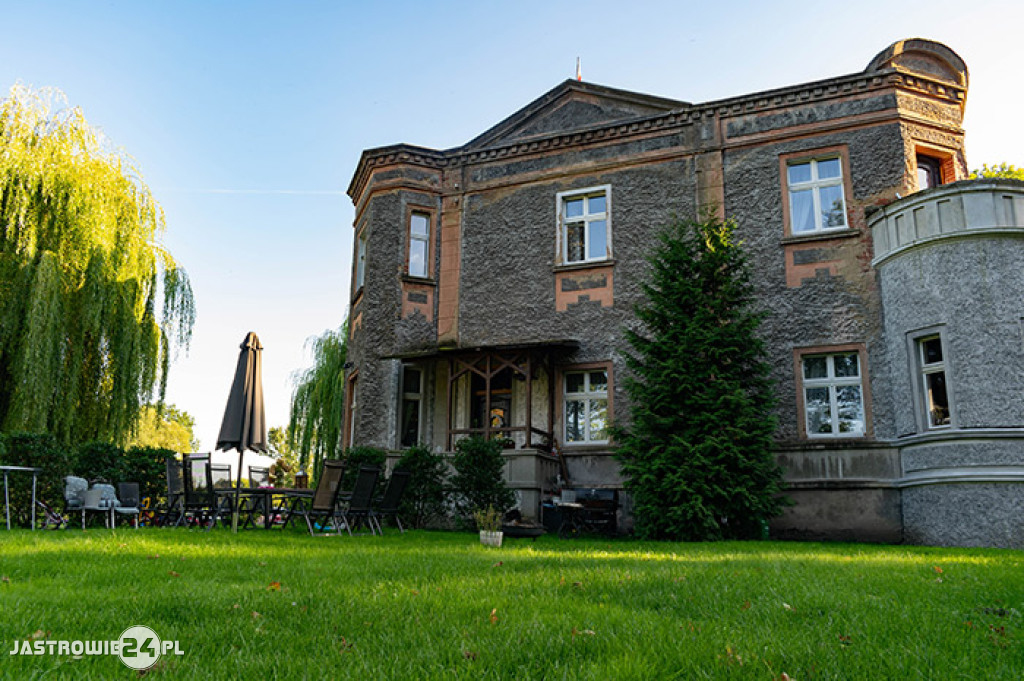 Pałac w Wiesiółce