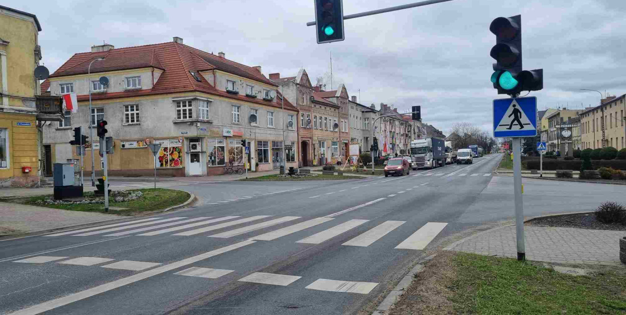 Kamienice w centrum miasta mogłyby być ładne