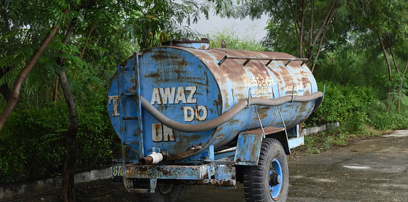 Czy wąż do szambiarki powinien być odporny na chemię? - 78174