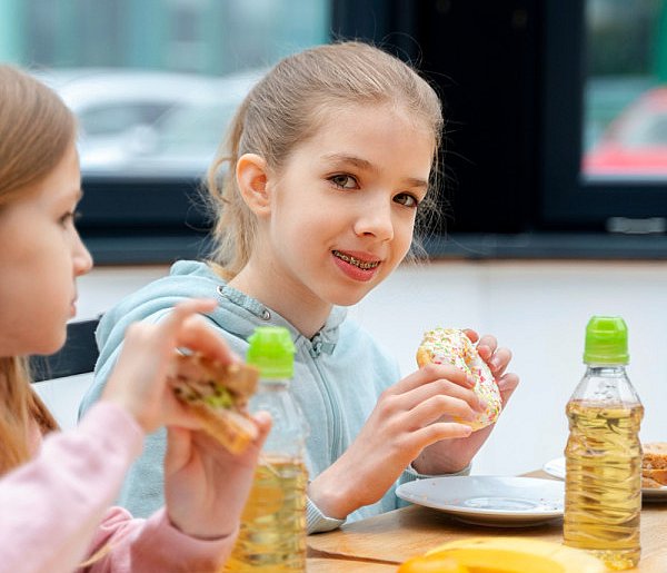 Dzieci już tego nie kupią w szkole? Rząd zapowiada zmiany-78866