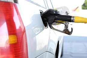 Ceny paliw w Polsce. Benzyna i LPG tanieją, ale diesel nie chce odpuścić-79000