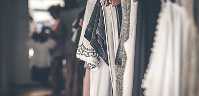 Francuski szyk na co dzień ? jak nosić paryski styl w Polsce?-79836