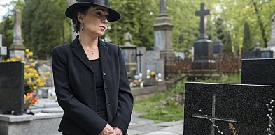 Żółte tabliczki na cmentarzach w gminie Jastrowie. Sprawdź, czy grób ...