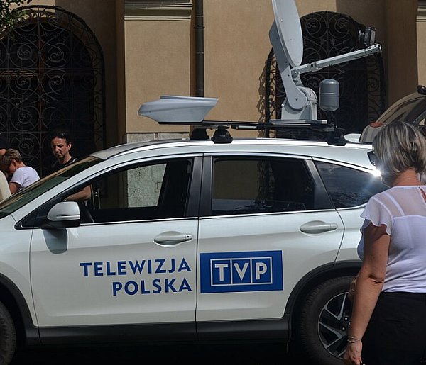 Zmiany w Telewizji Polskiej. Te kanały mogą przejść do historii-79385