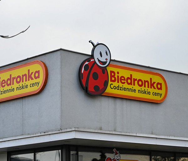 Nowe rozwiązanie w popularnej sieci. Ma ułatwić codzienne zakupy-79527
