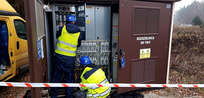 Serwis instalacji elektrycznych — jak zadbać o niezawodność systemu