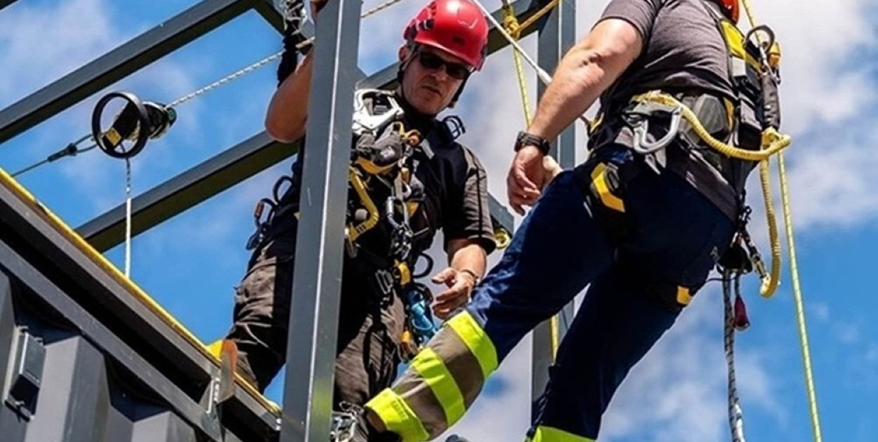 Przestrzenie zamknięte w pracy technicznej — dlaczego szkolenie CSE jest tak ważne